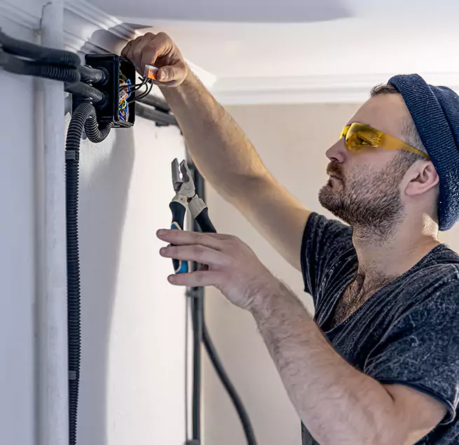 Why Coral Gables, FL Homeowners Choose Coral Gables Air Duct Cleaning Pro for HVAC UV Light Installation?